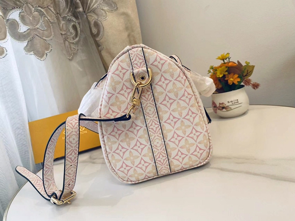 ルイヴィトンバッグ素材ディテール